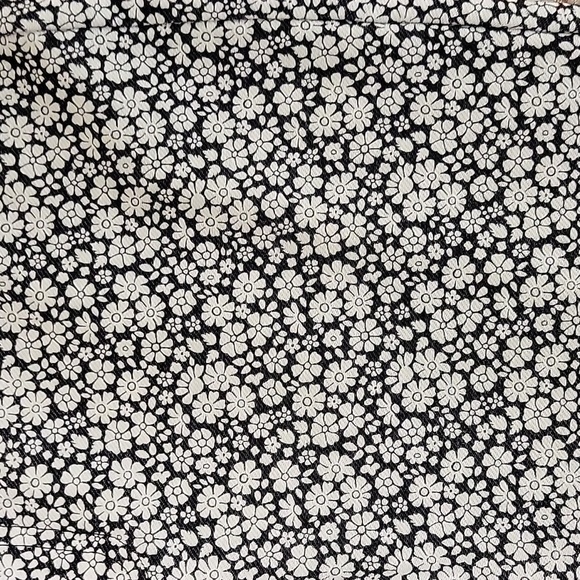 Michael Michael Kors Black and White Floral Pull On Pants Womens Sz Medium - Picture 2 of 5